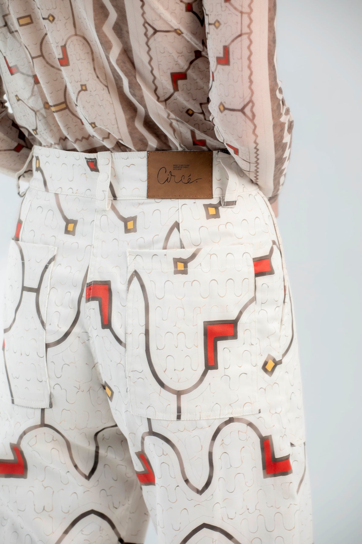 Myrtha Pant