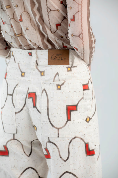 Myrtha Pant